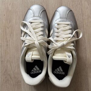 adidas Women's Silver VL Court 3.0 Low Sneakers